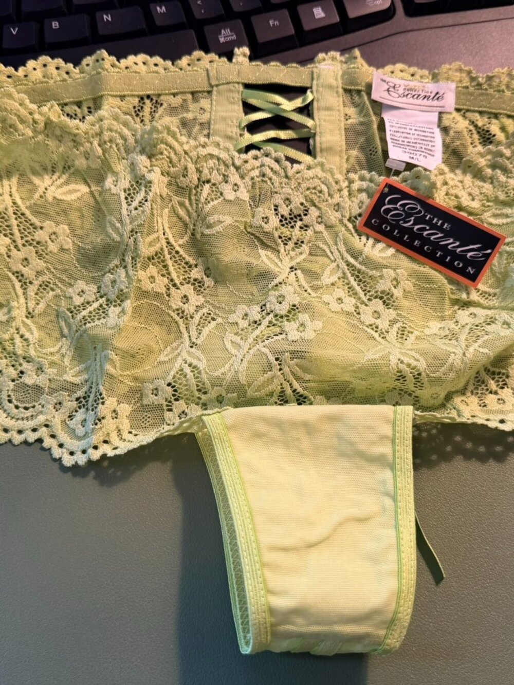 NWT Escante Lime Lacy Tie Back Open Brief M/L
